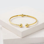 Parlak Toplu 14 Ayar Altın Kelepçe Bilezik - Görsel 5