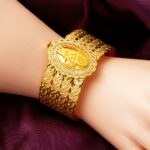 Versage Sarmaşık Tuğralı Kelepçe Altın Bilezik - Görsel 3
