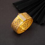 Kristal Versage Altın Kelepçe Bilezik - Görsel 5