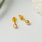 Vidalı 4 mm. 14 Ayar Top Altın Küpe - Görsel 4