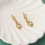 Oval Sallantılı Baget Altın Küpe 14 Ayar - Görsel 4